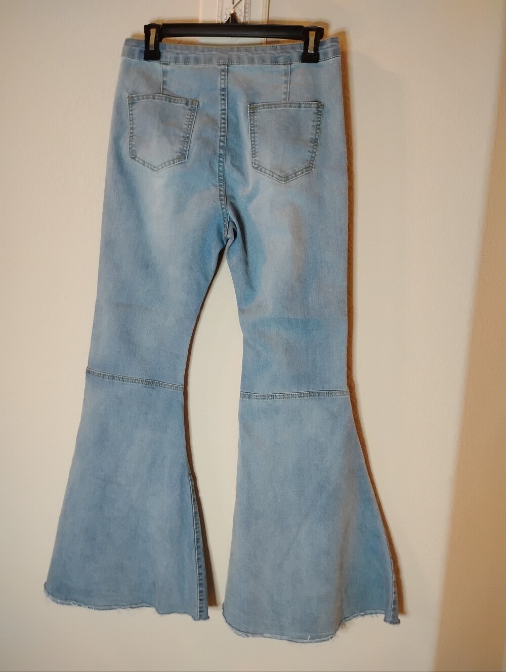 Used Jeans Size 2 - Picture 2 of 5